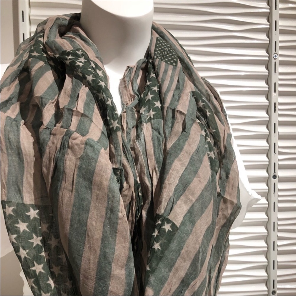 American Flag Infinity Scarf - Picture 2 of 6